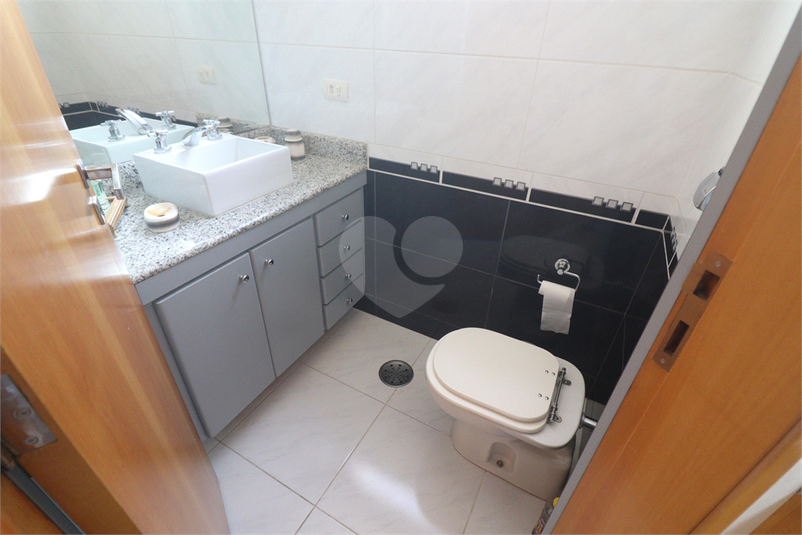 Venda Apartamento São Paulo Santana REO896645 17