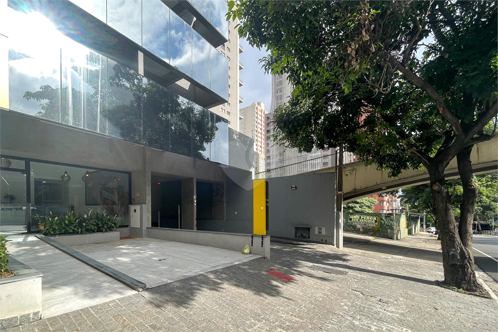 Venda Apartamento São Paulo Cerqueira César REO896960 32