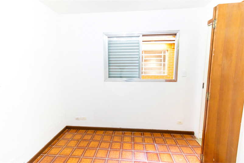 Foto REO898135