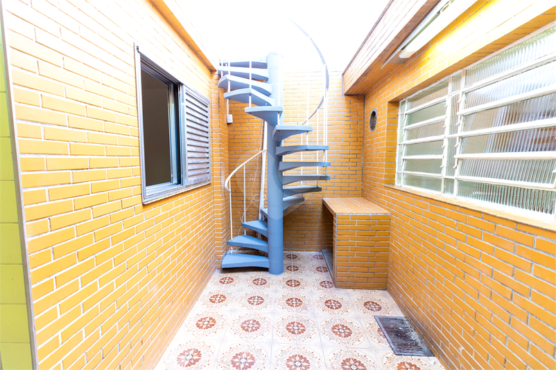 Foto REO898135
