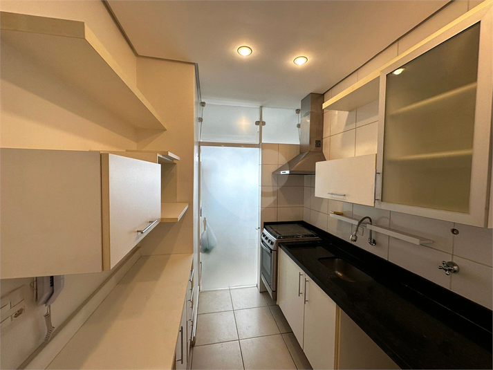 Venda Apartamento Guarujá Enseada REO898698 3