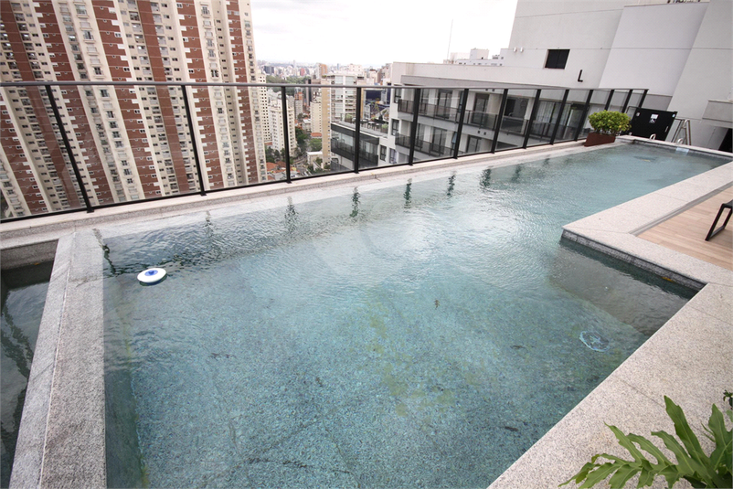 Foto REO898860