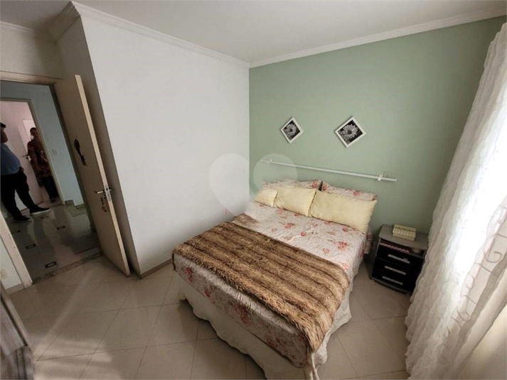 Foto REO900526