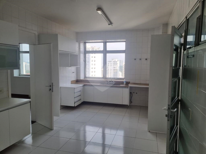 Venda Apartamento São Paulo Real Parque REO901592 13