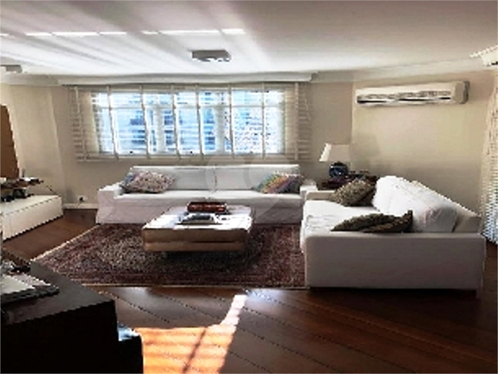 Foto REO90185
