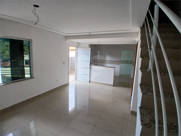 ambientes integrados (sala e cozinha)