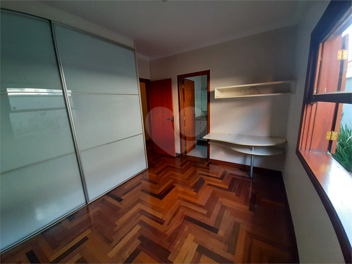 Foto REO903249