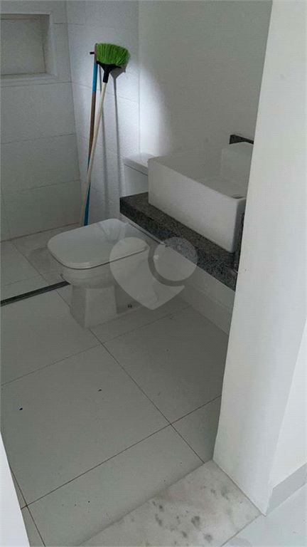 banheiro piso térreo