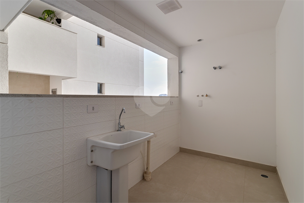 Venda Apartamento São Paulo Vila Sofia REO903828 14