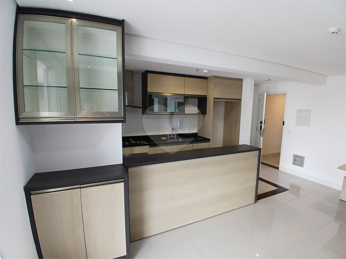 Aluguel Apartamento São Paulo Santana REO904702 4