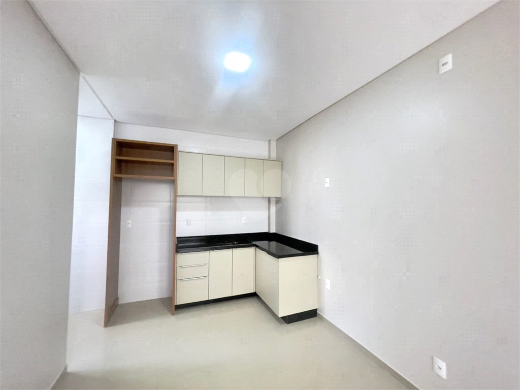 Venda Apartamento Cascavel Centro REO904733 7