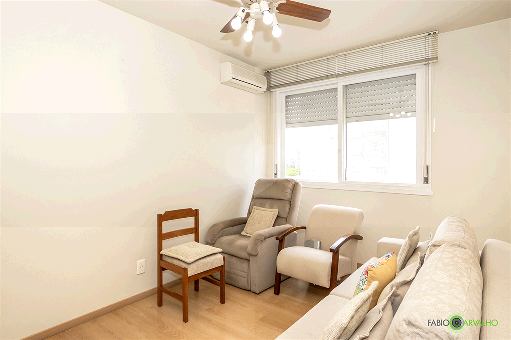 Venda Apartamento Porto Alegre Moinhos De Vento REO904747 18