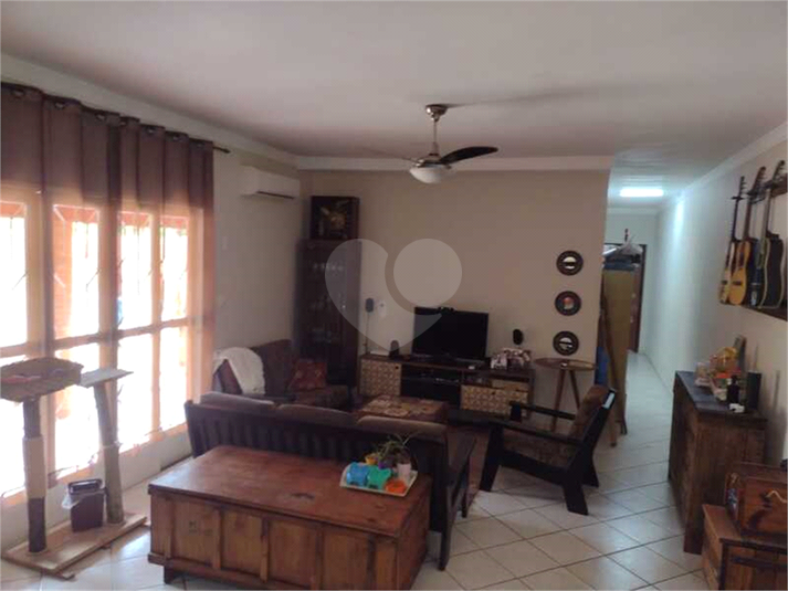 Foto REO905386