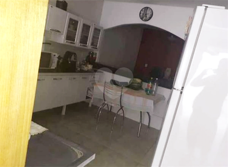 Foto REO906047