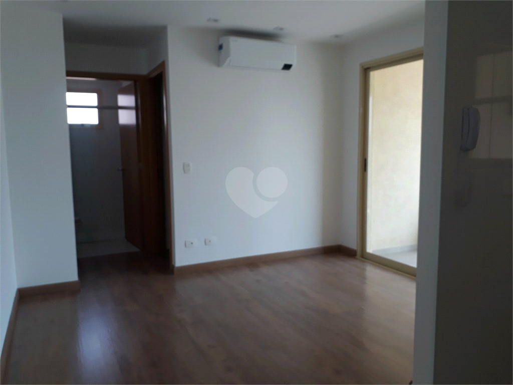 Venda Apartamento São Paulo Santana REO906058 10