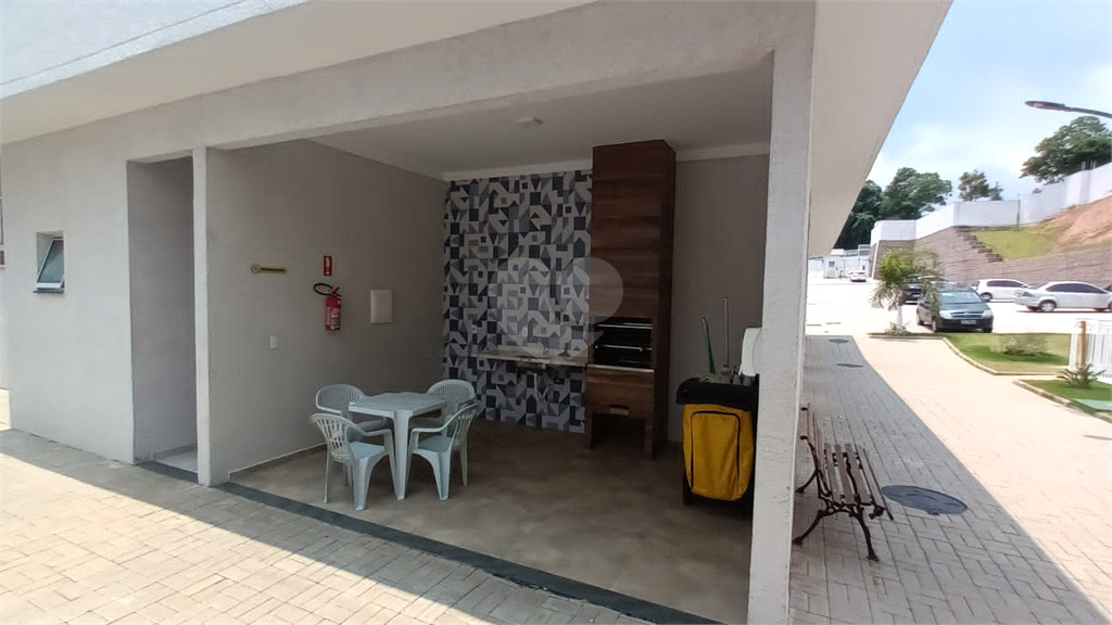 Venda Apartamento Vinhedo Santa Claudina REO906709 3