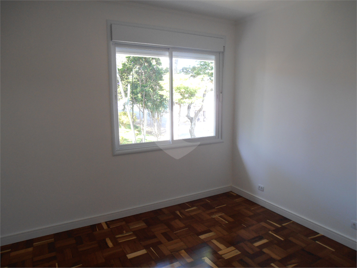 Foto REO906729