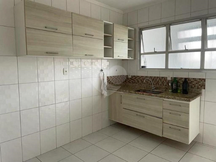 Venda Apartamento Santos Marapé REO906809 15