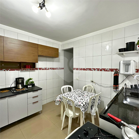 Foto REO909341
