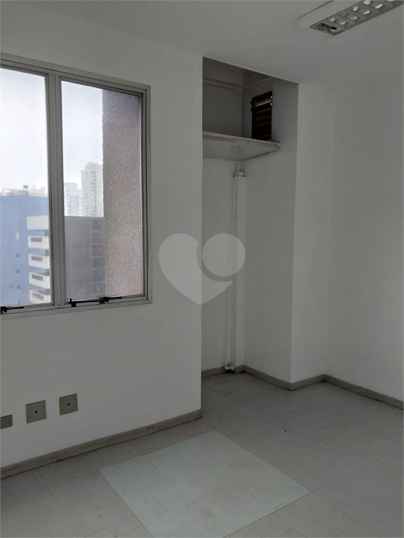 Venda Salas São Paulo Paraíso REO909688 7