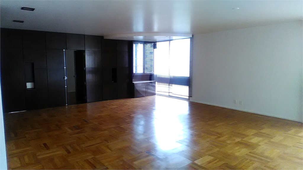 Venda Apartamento São Paulo Santa Cecília REO9098 6