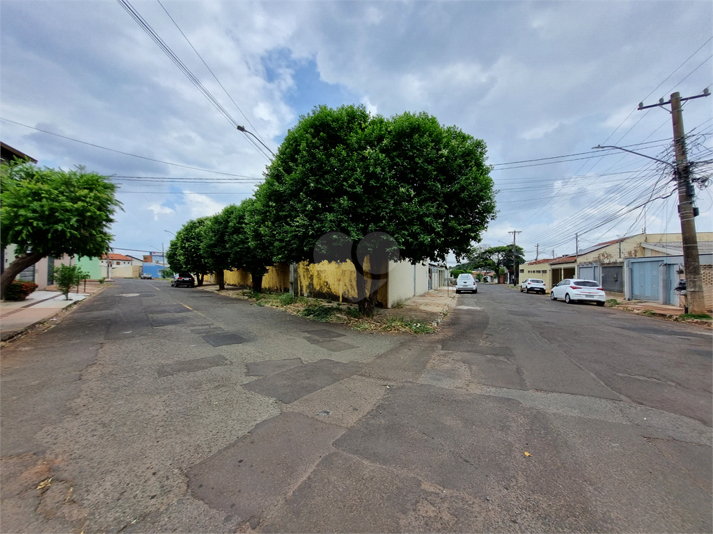 Venda Casa térrea Campo Grande Monte Carlo REO911248 19