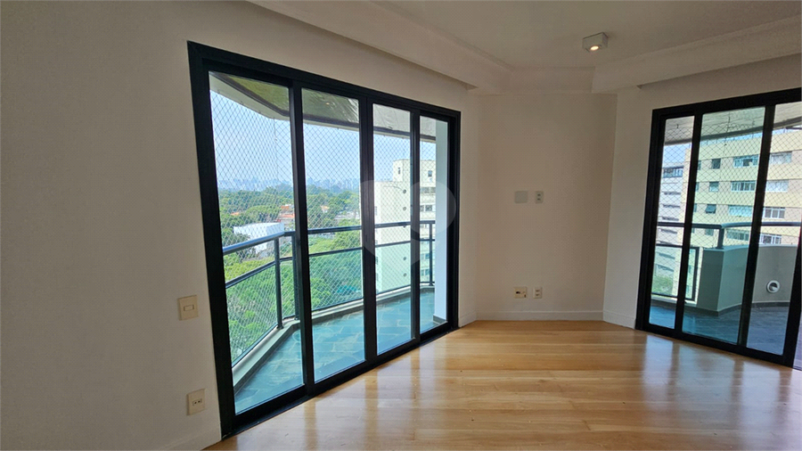 Aluguel Apartamento São Paulo Moema REO911392 4