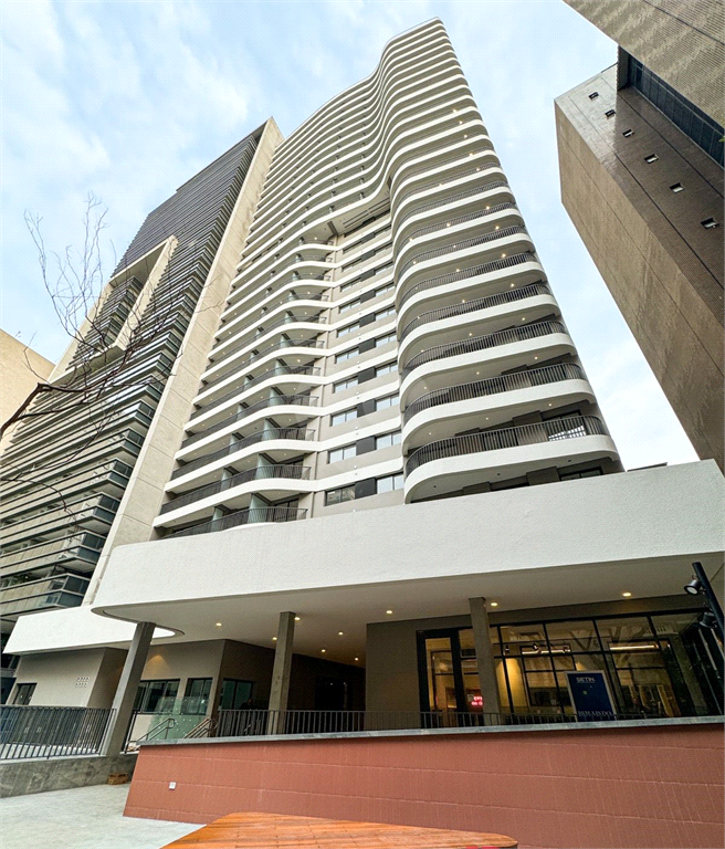 Venda Apartamento São Paulo República REO911715 11