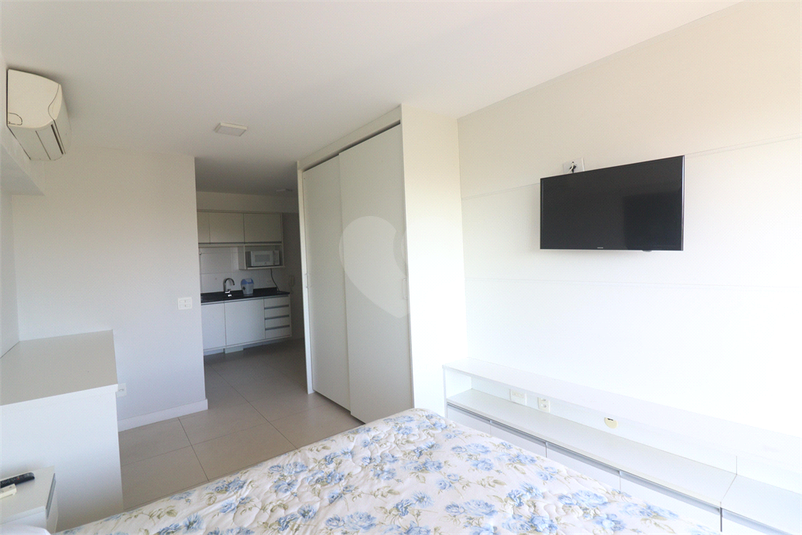 Venda Apartamento São Paulo Santana REO913826 3