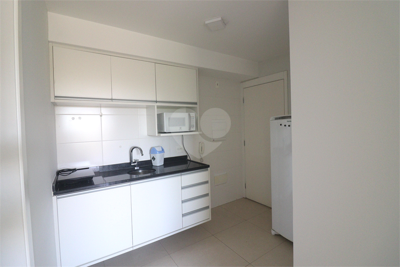 Venda Apartamento São Paulo Santana REO913826 11