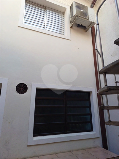 Foto REO914330