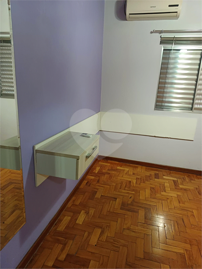 Foto REO914330