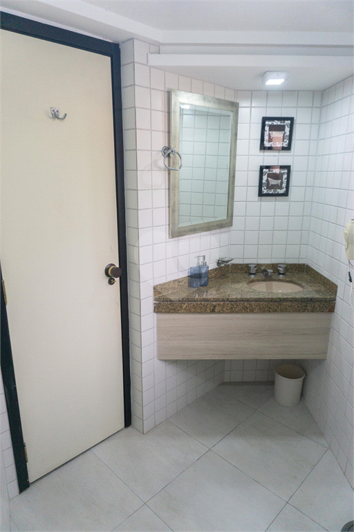 Venda Apartamento São Paulo Bela Vista REO914513 32