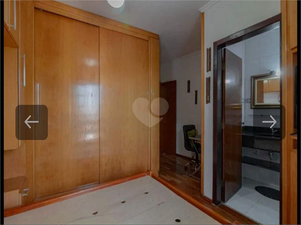 Foto REO914765