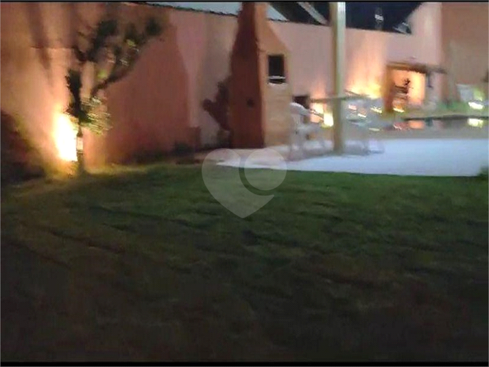 Foto REO914782
