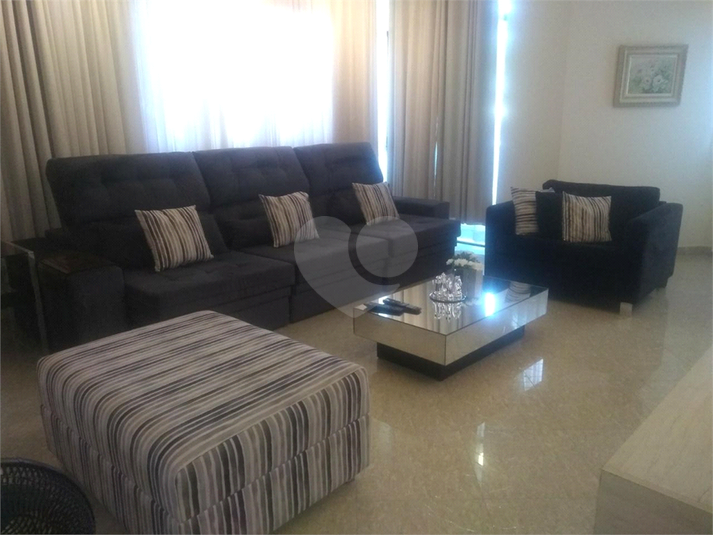 Foto REO914969