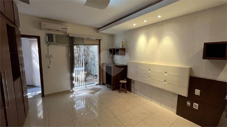 Venda Casa térrea Goiânia Jardim Goiás REO915303 14