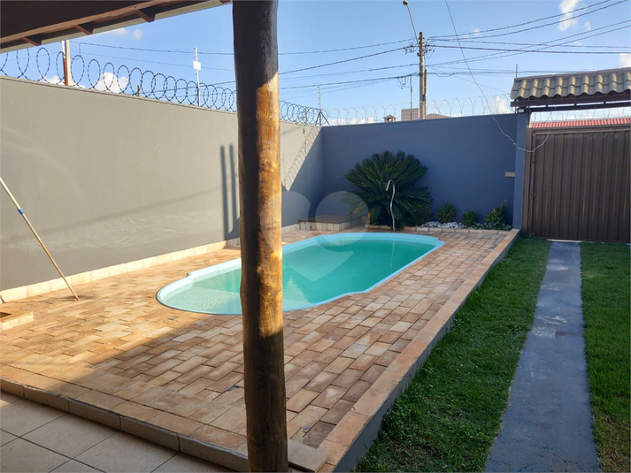 Foto REO915343