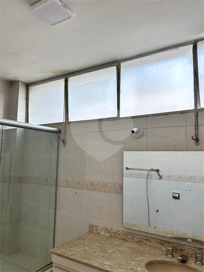 Foto REO915900