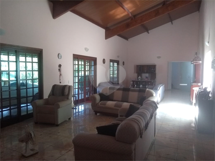 Foto REO915930
