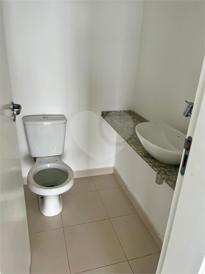 Foto REO916075
