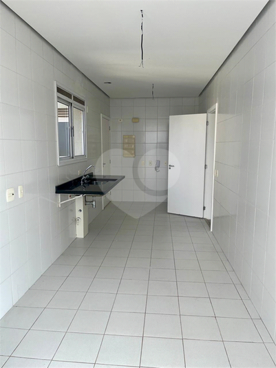 Foto REO916075