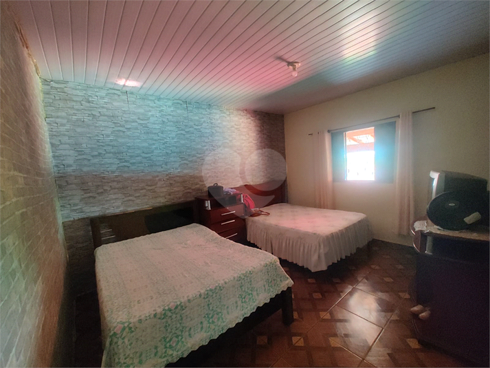 Foto REO916204