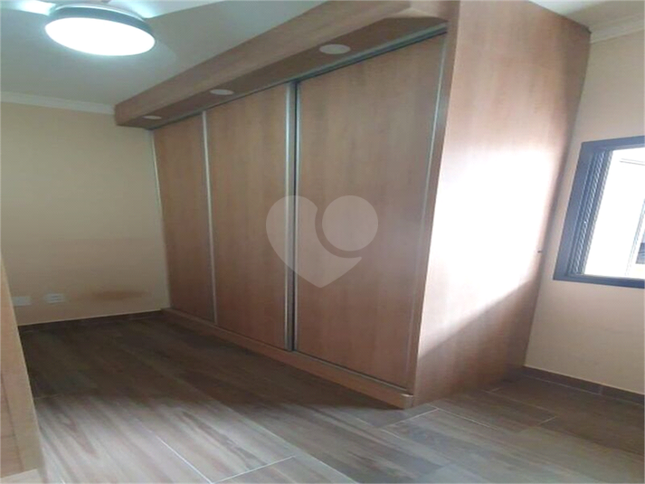 Foto REO916844