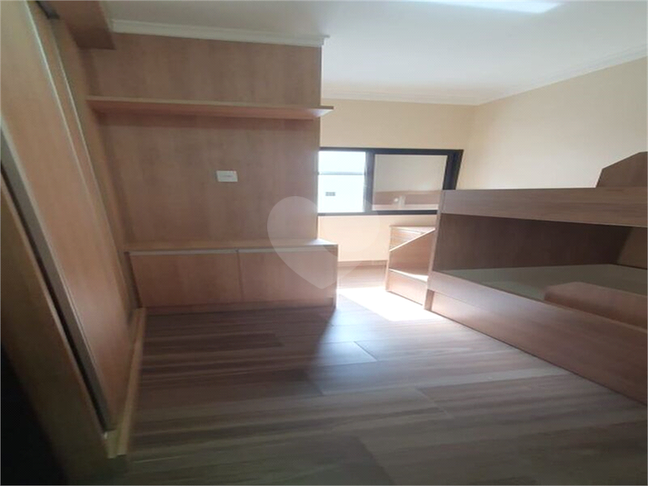Foto REO916844
