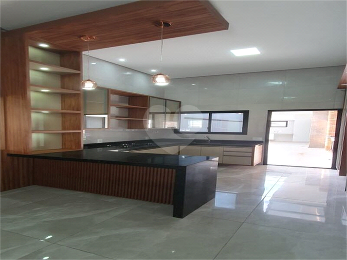 Foto REO916844