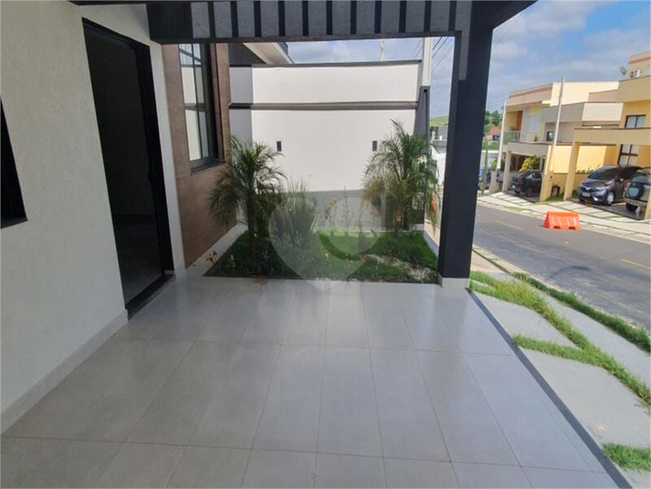 Foto REO916844