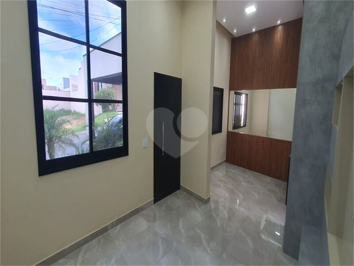Foto REO916844