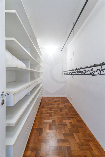 Foto REO916977
