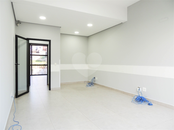 Foto REO917074